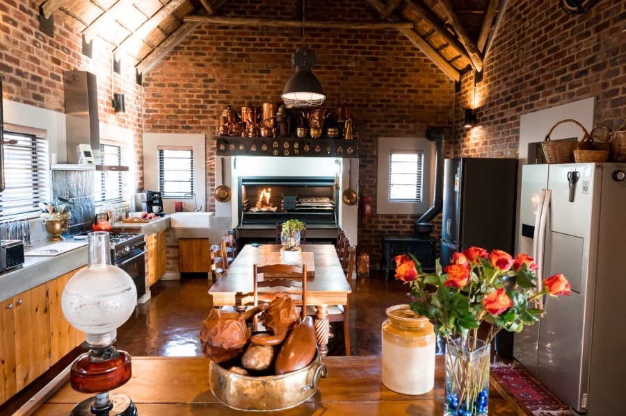 8 Bedroom Property for Sale in Parys Free State